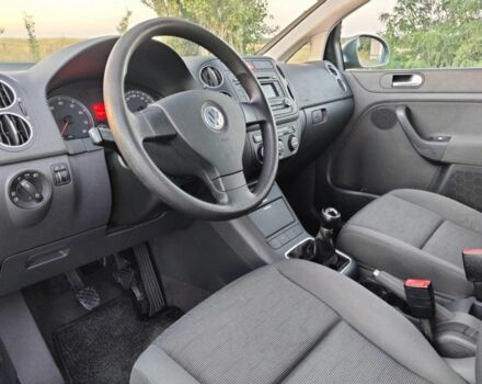 Серый Фольксваген Гольф Плюс, объемом двигателя 1.6 л и пробегом 175 тыс. км за 5999 $, фото 15 на Automoto.ua