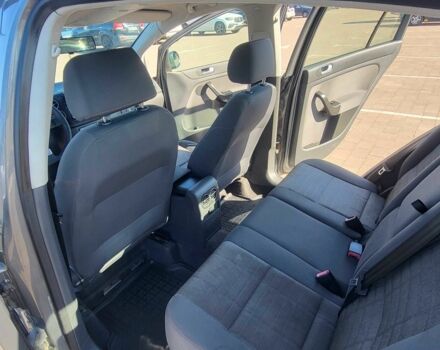 Серый Фольксваген Гольф Плюс, объемом двигателя 1.6 л и пробегом 181 тыс. км за 6000 $, фото 12 на Automoto.ua