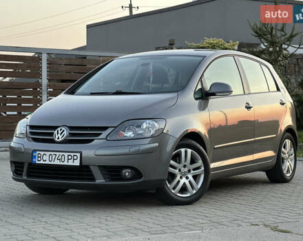 Сірий Фольксваген Golf Plus, об'ємом двигуна 1.6 л та пробігом 260 тис. км за 6799 $, фото 27 на Automoto.ua