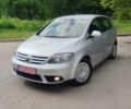 Серый Фольксваген Гольф Плюс, объемом двигателя 1.6 л и пробегом 180 тыс. км за 6700 $, фото 1 на Automoto.ua