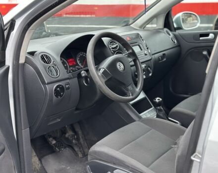 Серый Фольксваген Гольф Плюс, объемом двигателя 0 л и пробегом 123 тыс. км за 2800 $, фото 4 на Automoto.ua