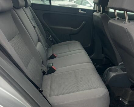 Серый Фольксваген Гольф Плюс, объемом двигателя 0 л и пробегом 200 тыс. км за 5500 $, фото 14 на Automoto.ua