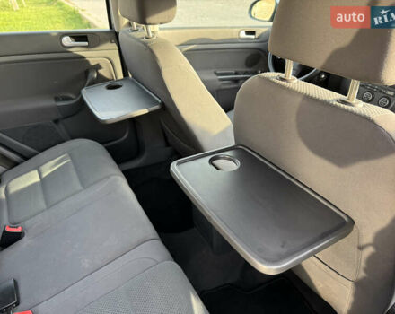 Серый Фольксваген Гольф Плюс, объемом двигателя 1.4 л и пробегом 174 тыс. км за 5650 $, фото 13 на Automoto.ua