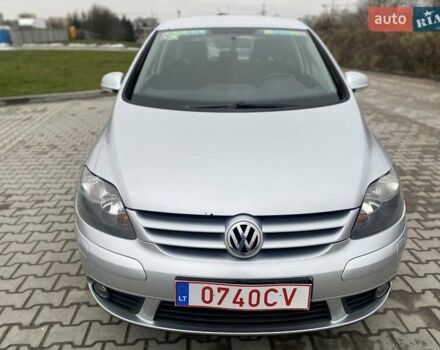 Серый Фольксваген Гольф Плюс, объемом двигателя 1.9 л и пробегом 216 тыс. км за 2950 $, фото 1 на Automoto.ua