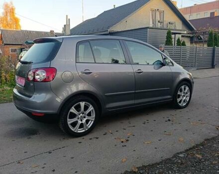 Серый Фольксваген Гольф Плюс, объемом двигателя 1.6 л и пробегом 217 тыс. км за 7400 $, фото 3 на Automoto.ua