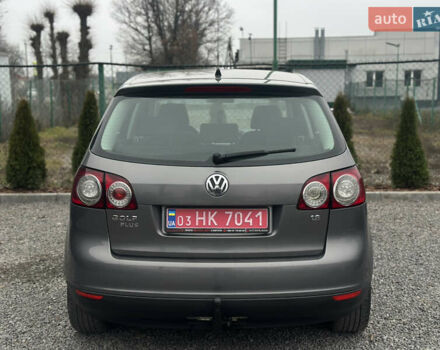 Сірий Фольксваген Golf Plus, об'ємом двигуна 1.6 л та пробігом 202 тис. км за 6500 $, фото 13 на Automoto.ua