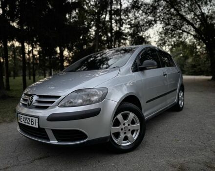 Серый Фольксваген Гольф Плюс, объемом двигателя 1.6 л и пробегом 202 тыс. км за 4499 $, фото 1 на Automoto.ua