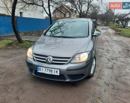 Сірий Фольксваген Golf Plus, об'ємом двигуна 1.6 л та пробігом 213 тис. км за 6750 $, фото 112 на Automoto.ua