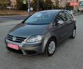 Серый Фольксваген Гольф Плюс, объемом двигателя 1.4 л и пробегом 232 тыс. км за 5200 $, фото 1 на Automoto.ua