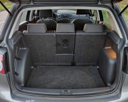 Серый Фольксваген Гольф Плюс, объемом двигателя 1.6 л и пробегом 175 тыс. км за 5999 $, фото 13 на Automoto.ua