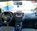 Сірий Фольксваген Golf Plus, об'ємом двигуна 1.4 л та пробігом 247 тис. км за 5100 $, фото 31 на Automoto.ua