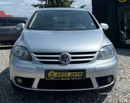 Серый Фольксваген Гольф Плюс, объемом двигателя 1.4 л и пробегом 244 тыс. км за 5600 $, фото 1 на Automoto.ua