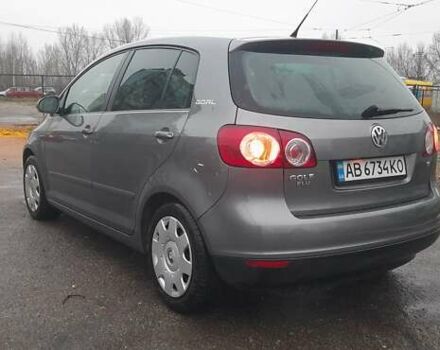 Серый Фольксваген Гольф Плюс, объемом двигателя 1.6 л и пробегом 202 тыс. км за 5650 $, фото 5 на Automoto.ua