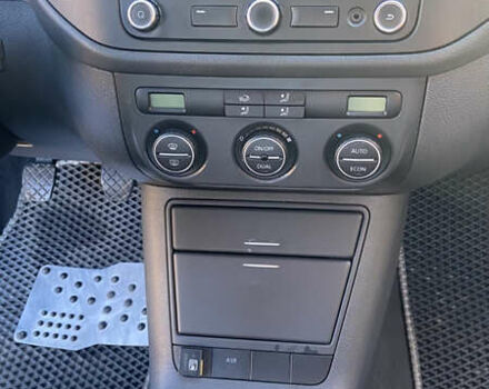 Серый Фольксваген Гольф Плюс, объемом двигателя 1.6 л и пробегом 212 тыс. км за 5399 $, фото 18 на Automoto.ua