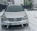 Серый Фольксваген Гольф Плюс, объемом двигателя 1.39 л и пробегом 254 тыс. км за 5800 $, фото 5 на Automoto.ua