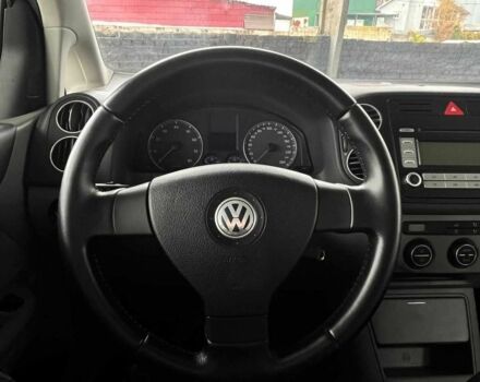 Серый Фольксваген Гольф Плюс, объемом двигателя 1.6 л и пробегом 177 тыс. км за 7199 $, фото 3 на Automoto.ua