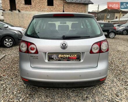 Серый Фольксваген Гольф Плюс, объемом двигателя 0 л и пробегом 260 тыс. км за 5399 $, фото 5 на Automoto.ua