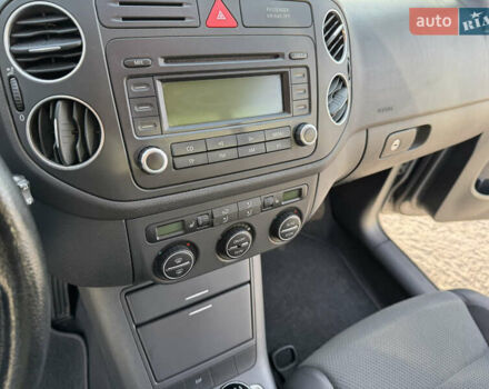 Серый Фольксваген Гольф Плюс, объемом двигателя 1.4 л и пробегом 174 тыс. км за 5650 $, фото 22 на Automoto.ua