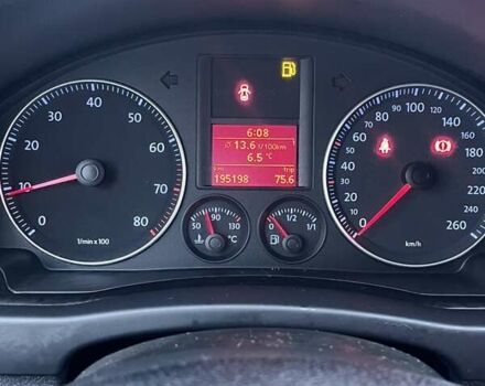 Серый Фольксваген Гольф Плюс, объемом двигателя 1.6 л и пробегом 194 тыс. км за 5400 $, фото 12 на Automoto.ua