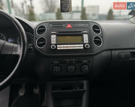 Сірий Фольксваген Golf Plus, об'ємом двигуна 1.6 л та пробігом 202 тис. км за 6500 $, фото 26 на Automoto.ua