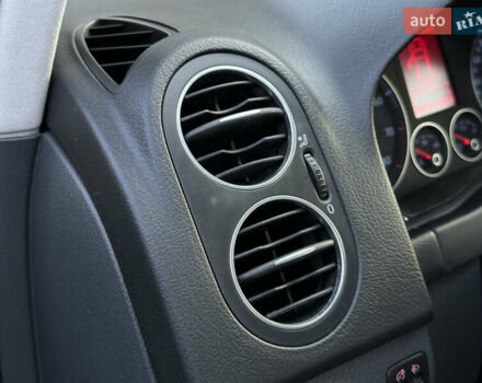 Сірий Фольксваген Golf Plus, об'ємом двигуна 1.6 л та пробігом 260 тис. км за 6799 $, фото 35 на Automoto.ua