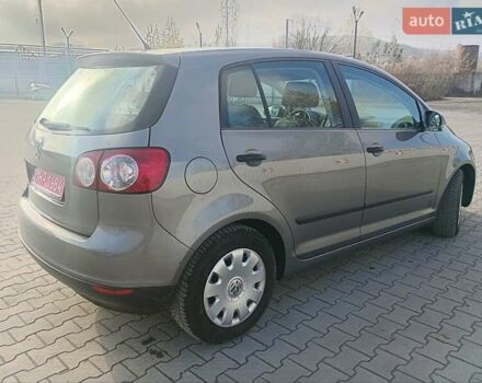 Сірий Фольксваген Golf Plus, об'ємом двигуна 1.6 л та пробігом 206 тис. км за 5700 $, фото 3 на Automoto.ua