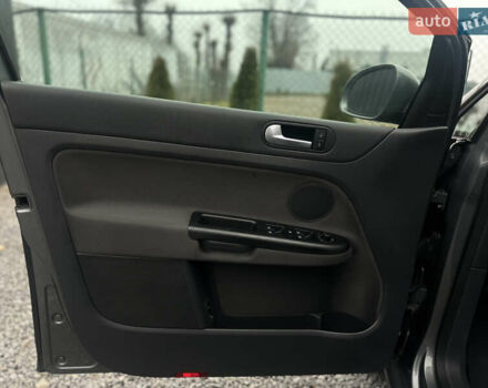 Сірий Фольксваген Golf Plus, об'ємом двигуна 1.6 л та пробігом 202 тис. км за 6500 $, фото 18 на Automoto.ua