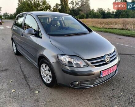 Серый Фольксваген Гольф Плюс, объемом двигателя 1.6 л и пробегом 175 тыс. км за 5800 $, фото 9 на Automoto.ua