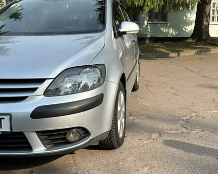 Серый Фольксваген Гольф Плюс, объемом двигателя 1.6 л и пробегом 196 тыс. км за 5299 $, фото 12 на Automoto.ua