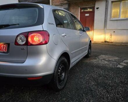 Серый Фольксваген Гольф Плюс, объемом двигателя 1.6 л и пробегом 202 тыс. км за 4950 $, фото 12 на Automoto.ua