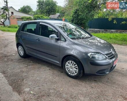 Серый Фольксваген Гольф Плюс, объемом двигателя 1.6 л и пробегом 212 тыс. км за 6100 $, фото 39 на Automoto.ua