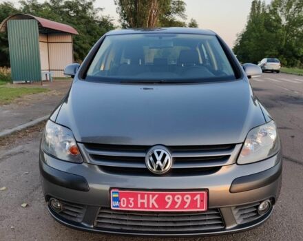 Серый Фольксваген Гольф Плюс, объемом двигателя 1.6 л и пробегом 175 тыс. км за 5999 $, фото 7 на Automoto.ua