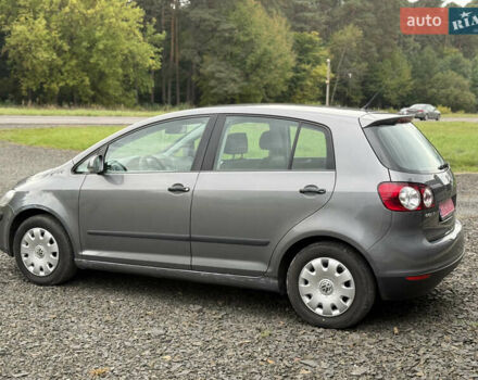 Фольксваген Гольф Плюс 2006 в Луцке на Automoto.ua Серый Фольксваген Гольф Плюс, объемом двигателя 1.6 л и пробегом 216 тыс. км за 4800 $, фото 4 на Automoto.ua
