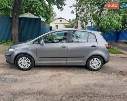 Серый Фольксваген Гольф Плюс, объемом двигателя 1.6 л и пробегом 212 тыс. км за 6100 $, фото 50 на Automoto.ua