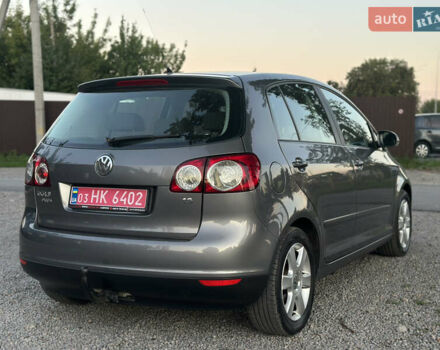 Серый Фольксваген Гольф Плюс, объемом двигателя 1.6 л и пробегом 202 тыс. км за 6500 $, фото 12 на Automoto.ua