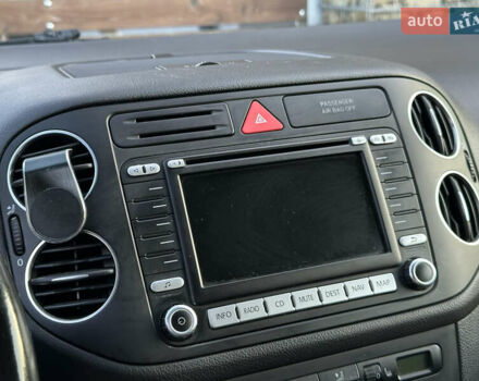 Сірий Фольксваген Golf Plus, об'ємом двигуна 1.6 л та пробігом 260 тис. км за 6799 $, фото 39 на Automoto.ua