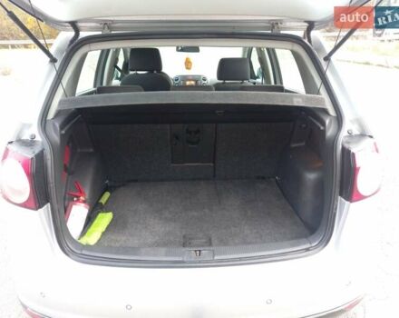 Фольксваген Гольф Плюс 2006 в Тернополе на Automoto.ua Серый Фольксваген Гольф Плюс, объемом двигателя 1.9 л и пробегом 334 тыс. км за 6800 $, фото 11 на Automoto.ua