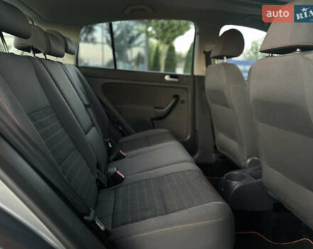 Серый Фольксваген Гольф Плюс, объемом двигателя 1.6 л и пробегом 202 тыс. км за 6500 $, фото 42 на Automoto.ua