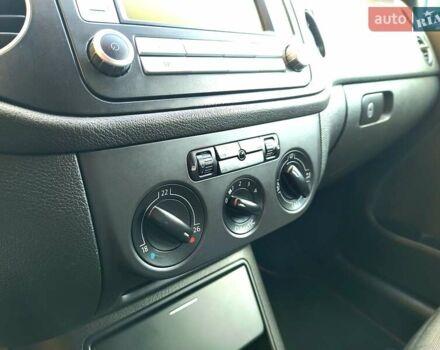 Сірий Фольксваген Golf Plus, об'ємом двигуна 1.4 л та пробігом 247 тис. км за 5100 $, фото 36 на Automoto.ua