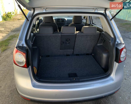 Серый Фольксваген Гольф Плюс, объемом двигателя 1.97 л и пробегом 293 тыс. км за 7400 $, фото 10 на Automoto.ua