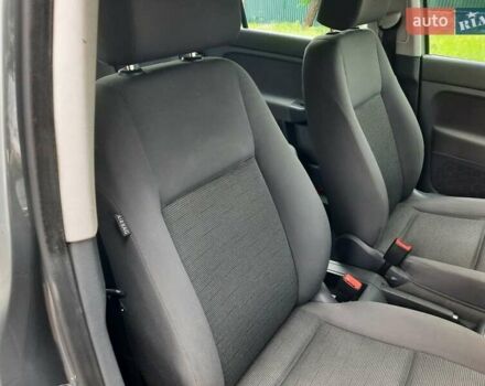 Серый Фольксваген Гольф Плюс, объемом двигателя 1.6 л и пробегом 212 тыс. км за 6100 $, фото 24 на Automoto.ua