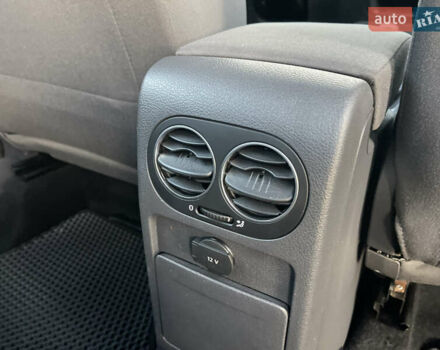 Серый Фольксваген Гольф Плюс, объемом двигателя 1.6 л и пробегом 261 тыс. км за 6550 $, фото 37 на Automoto.ua