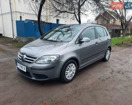 Сірий Фольксваген Golf Plus, об'ємом двигуна 1.6 л та пробігом 213 тис. км за 6750 $, фото 32 на Automoto.ua