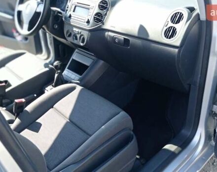 Сірий Фольксваген Golf Plus, об'ємом двигуна 1.4 л та пробігом 195 тис. км за 5100 $, фото 6 на Automoto.ua
