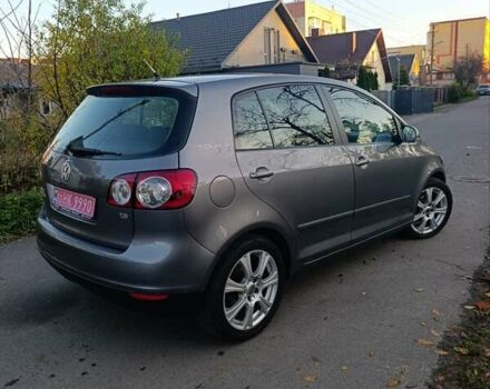 Серый Фольксваген Гольф Плюс, объемом двигателя 1.6 л и пробегом 217 тыс. км за 7400 $, фото 13 на Automoto.ua