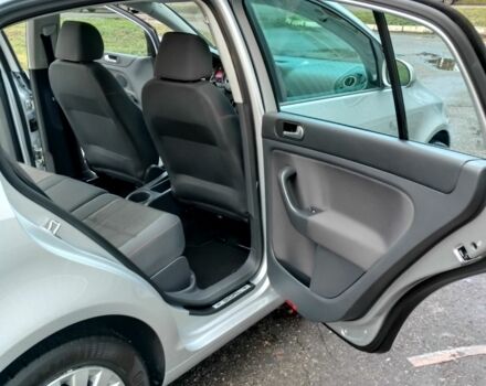 Сірий Фольксваген Golf Plus, об'ємом двигуна 1.6 л та пробігом 180 тис. км за 6500 $, фото 17 на Automoto.ua