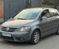 Сірий Фольксваген Golf Plus, об'ємом двигуна 1.6 л та пробігом 208 тис. км за 5799 $, фото 1 на Automoto.ua