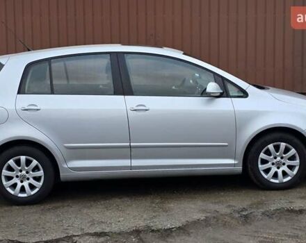 Серый Фольксваген Гольф Плюс, объемом двигателя 1.6 л и пробегом 230 тыс. км за 7999 $, фото 17 на Automoto.ua