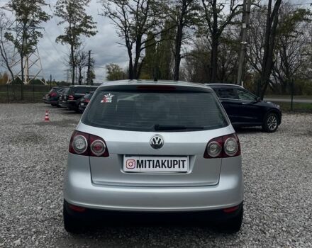 Серый Фольксваген Гольф Плюс, объемом двигателя 0 л и пробегом 200 тыс. км за 5500 $, фото 4 на Automoto.ua