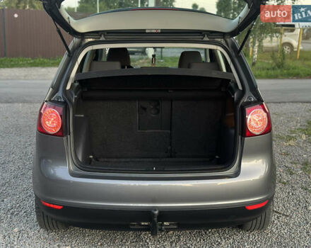 Серый Фольксваген Гольф Плюс, объемом двигателя 1.6 л и пробегом 202 тыс. км за 6500 $, фото 37 на Automoto.ua